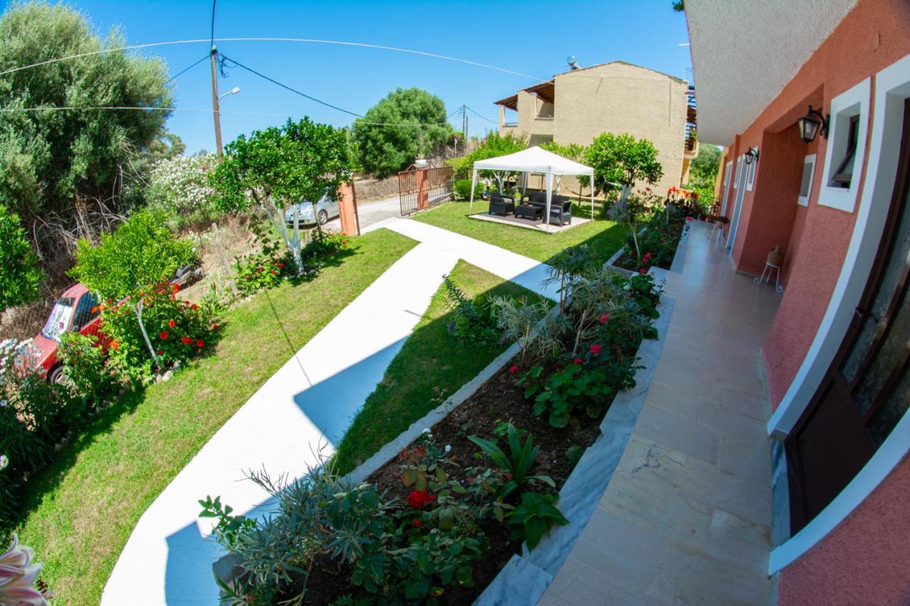 Costas Apartments Mesongi Luaran gambar
